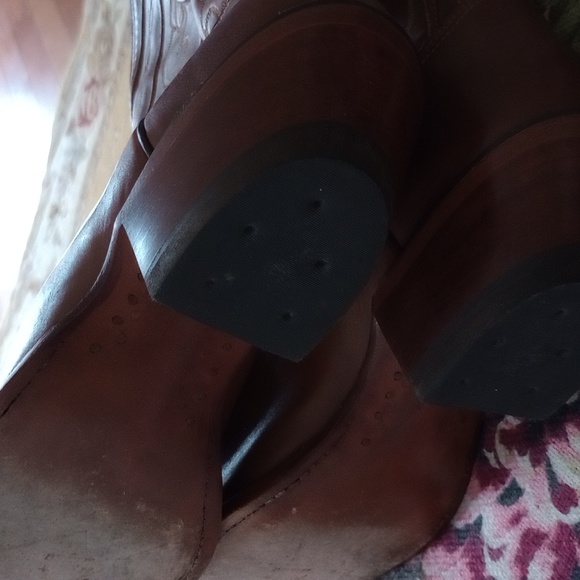 Tony Lama Gentle Brown Western Boots - Picture 5 of 6